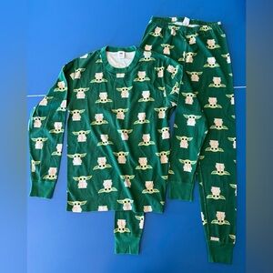 Hanna Andersson Star Wars Grogu adult long sleeve pant pajama set size M